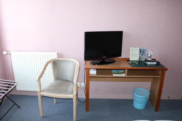 Logis Le Port Saint Aubin Hotel Morannes sur Sarthe-Daumeray Bagian luar foto