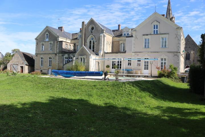 Logis Le Port Saint Aubin Hotel Morannes sur Sarthe-Daumeray Bagian luar foto