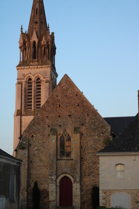 Logis Le Port Saint Aubin Hotel Morannes sur Sarthe-Daumeray Bagian luar foto